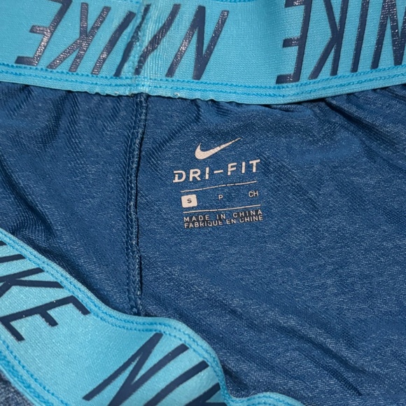 Nike Shorts - Picture 2 of 2